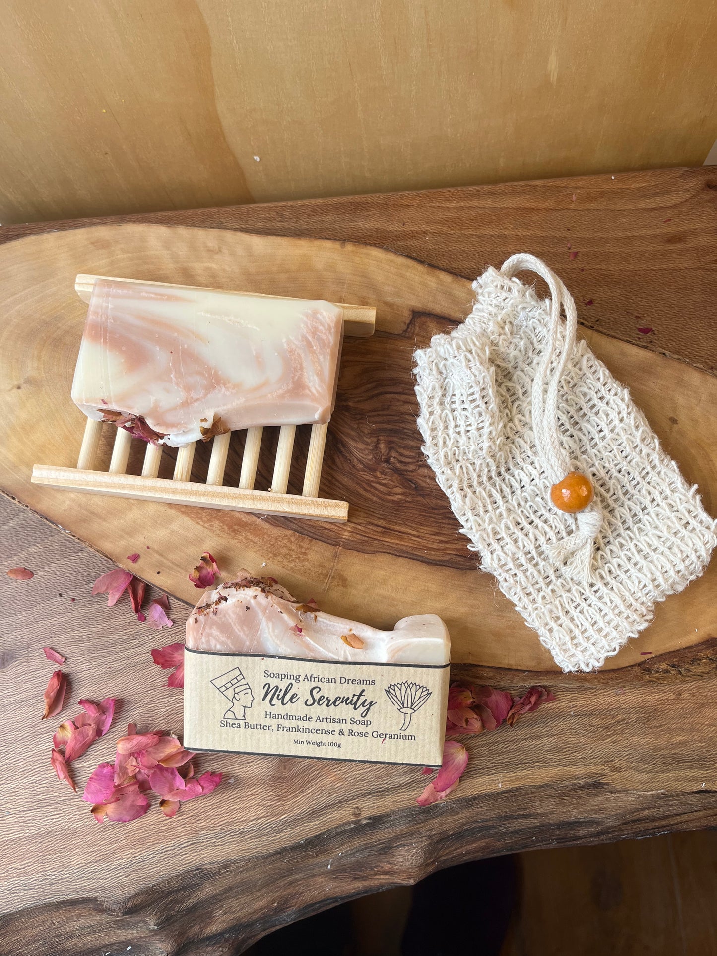 Nile Serenity, Frankincense & Rose Geranium Essential Oils, Soap