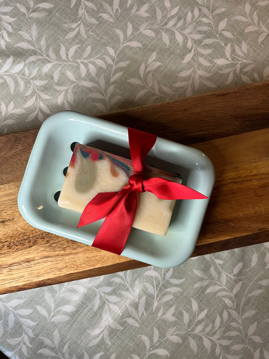 Soap with Enamel Soap Dish - Sahara Sunrise & Green Soap Dish