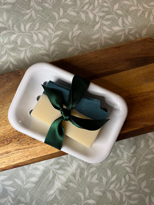 Soap with Enamel Soap Dish - Beira Memories & White Soap Dish