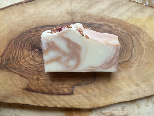 Nile Serenity, Frankincense & Rose Geranium Essential Oils, Soap